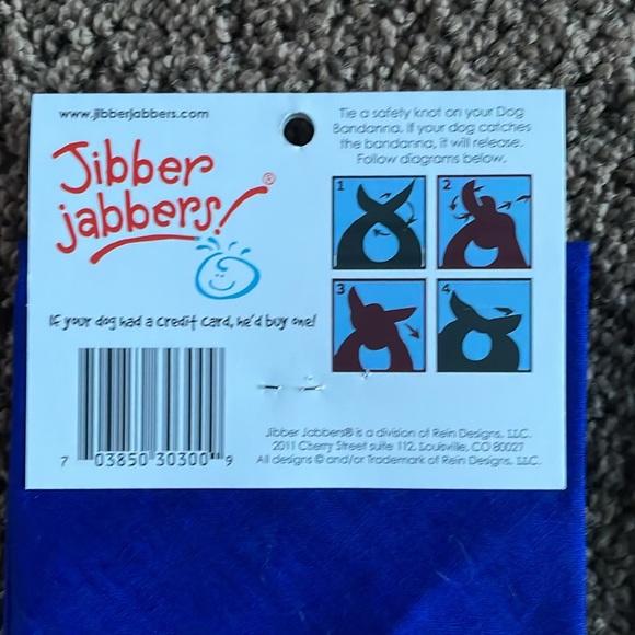 2 Dog Bandannas 💥NWT💥 - Picture 5 of 8